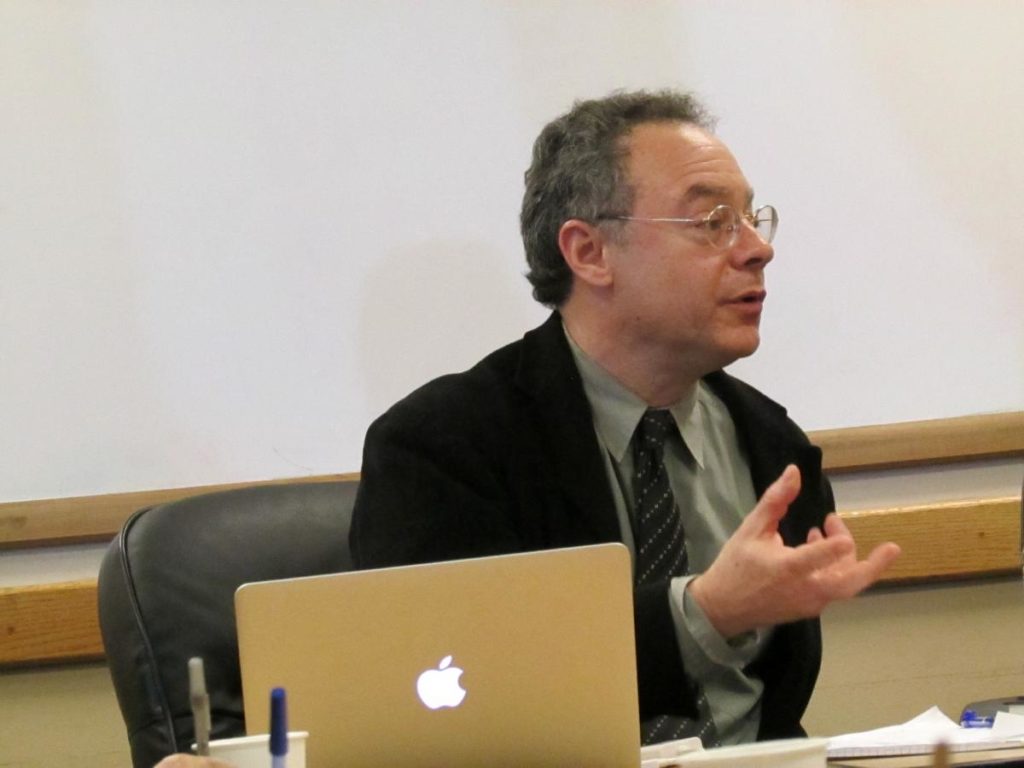 Dr. Jonathan Skolnik during his lecture