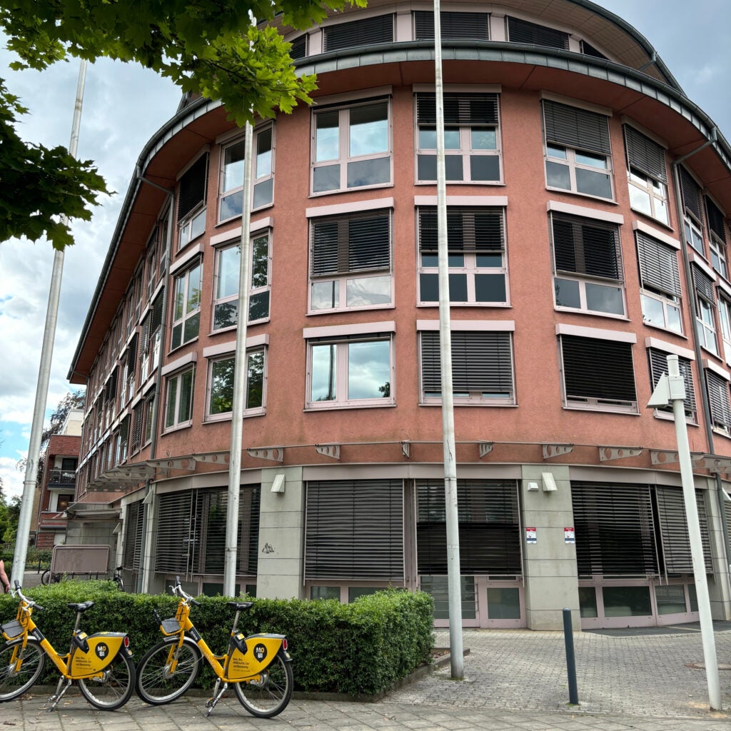 Wiener Strasse 48, home of the Institut fuer Germanistik und Medienkulturen